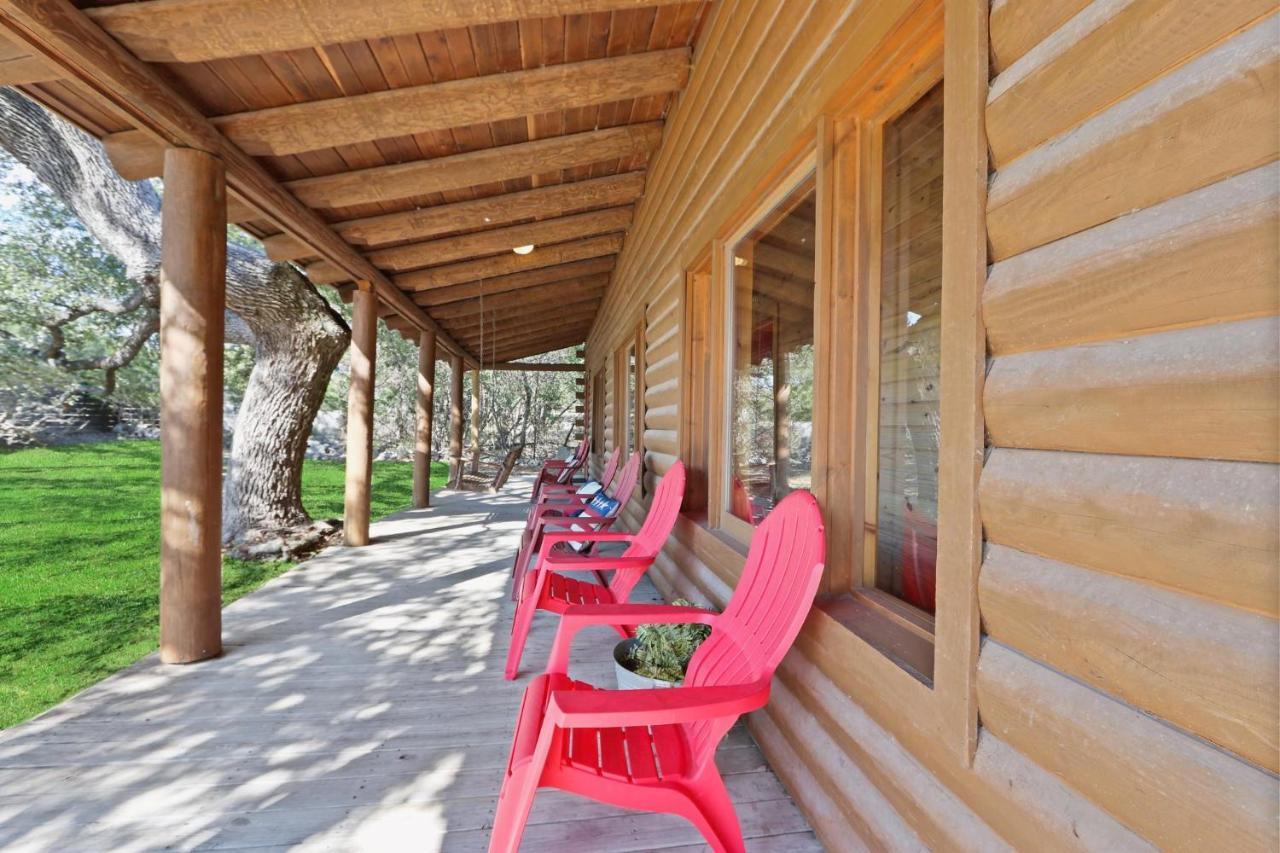 Wimberley Log Cabins Resort And Suites- Unit 3 Exteriör bild