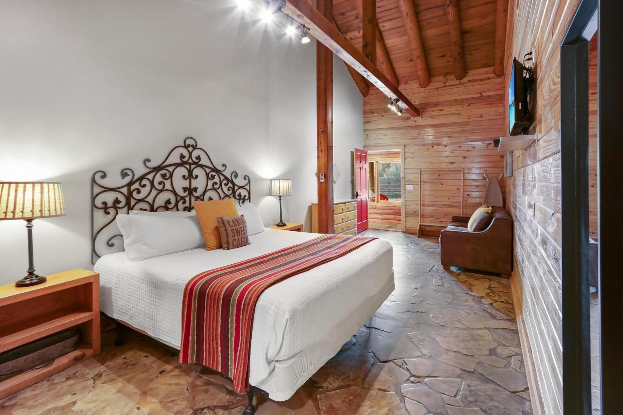 Wimberley Log Cabins Resort And Suites- Unit 3 Exteriör bild